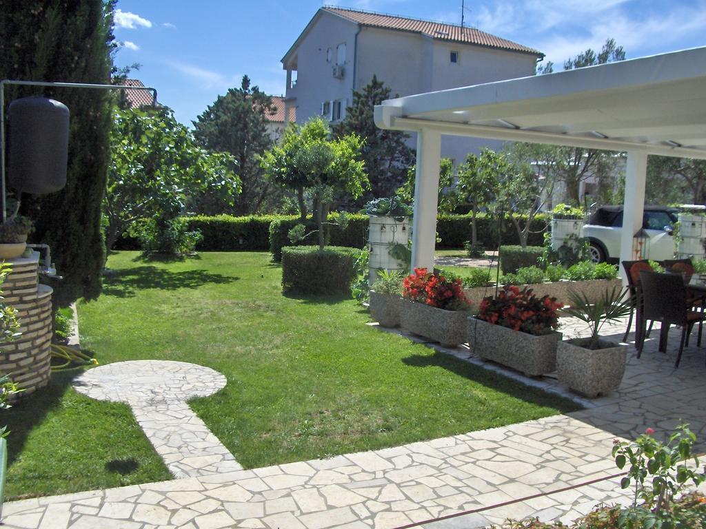 Ivan & Anka Apartments Bojko Selce Exterior foto