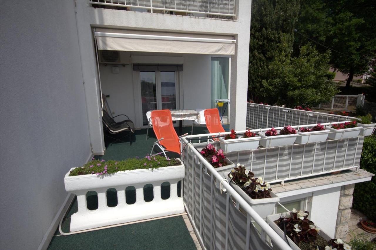 Ivan & Anka Apartments Bojko Selce Exterior foto